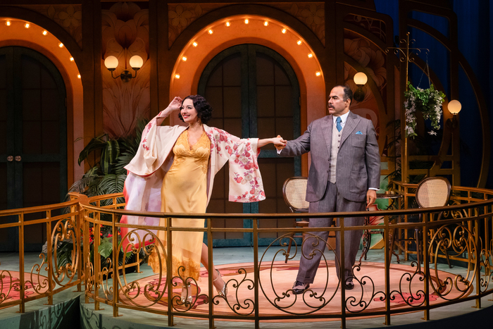 Photos: Noël Coward's PRIVATE LIVES at Alley Theatre Image