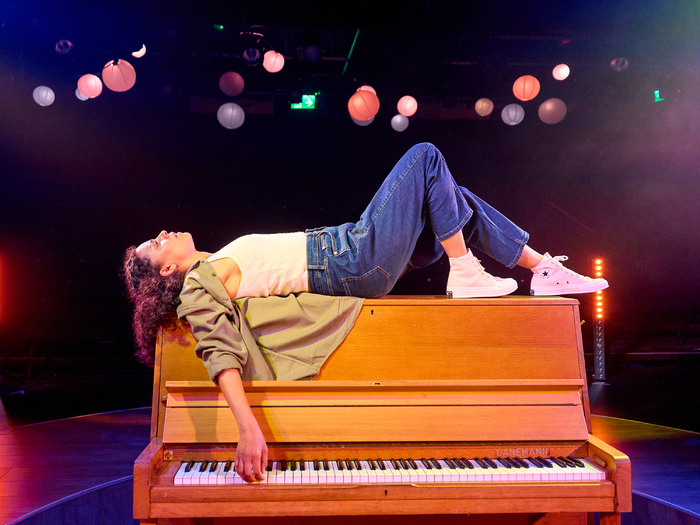 Photos: ELEPHANT at the Menier Chocolate Factory Image