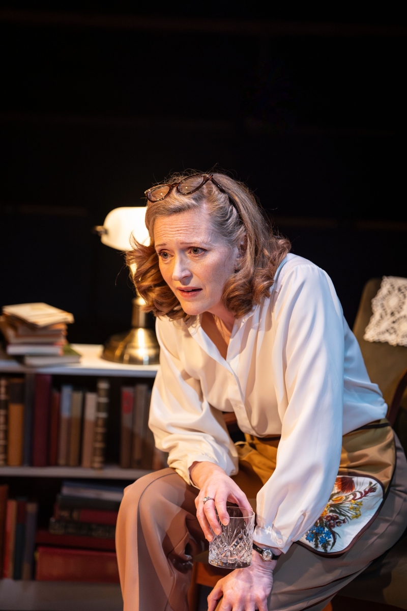 Review: IN PRAISE OF LOVE, Orange Tree Theatre Image