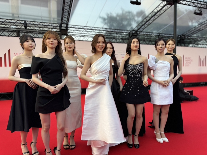 インタビュー:日本版グラミー賞”MAJ”レカペ写真大公開!スターたちの素顔 ー 中島健人にサングラスを外した平野紫耀も Image