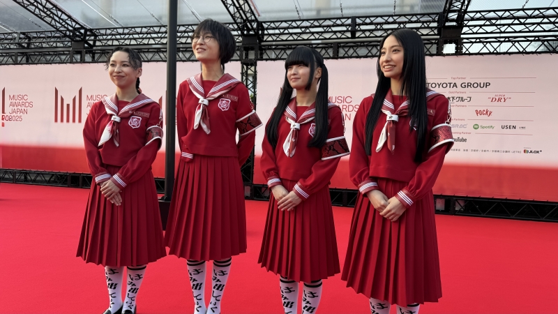 インタビュー:日本版グラミー賞”MAJ”レカペ写真大公開!スターたちの素顔 ー 中島健人にサングラスを外した平野紫耀も Image