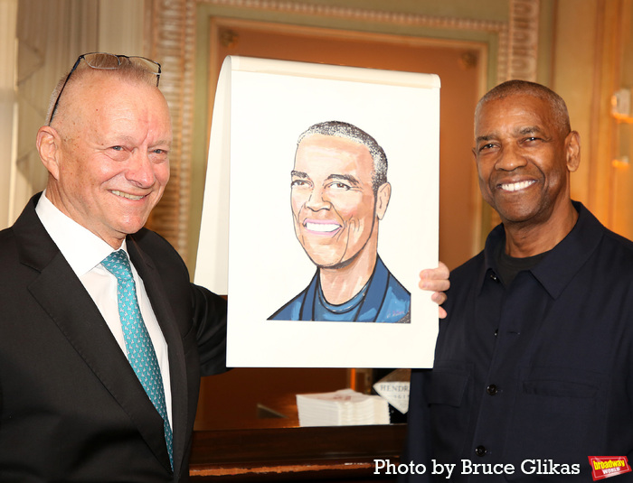 Photos: OTHELLO Star Denzel Washington Celebrates Sardi's Portrait Reveal Image