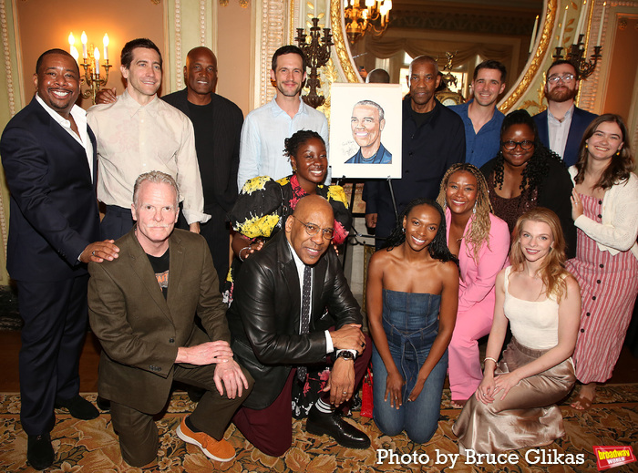 Photos: OTHELLO Star Denzel Washington Celebrates Sardi's Portrait Reveal Image