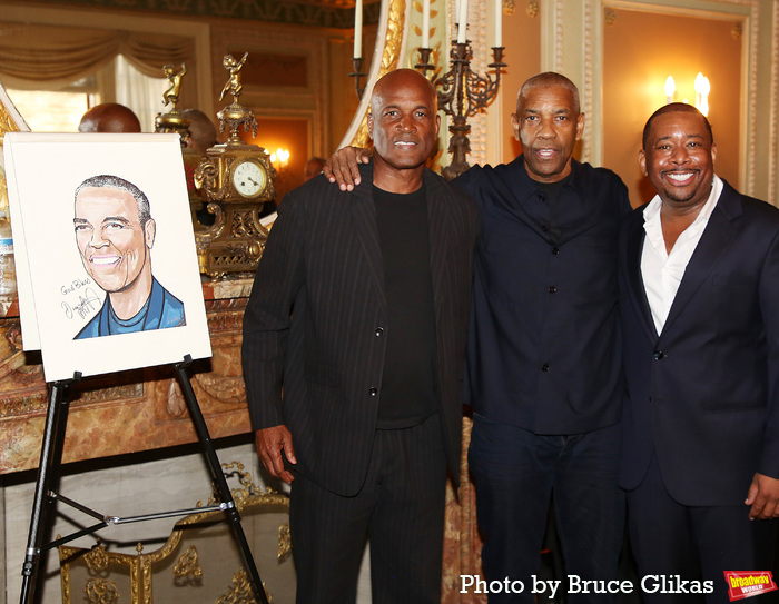 Photos: OTHELLO Star Denzel Washington Celebrates Sardi's Portrait Reveal Image