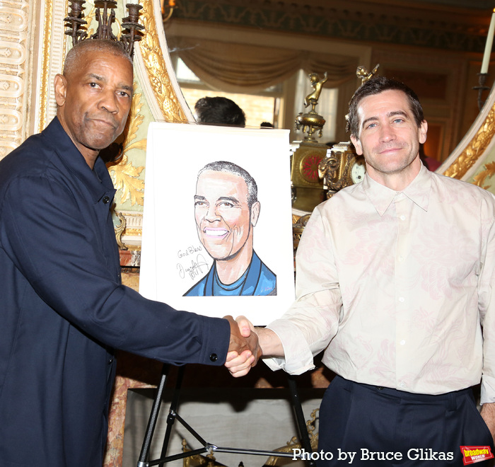 Photos: OTHELLO Star Denzel Washington Celebrates Sardi's Portrait Reveal Image