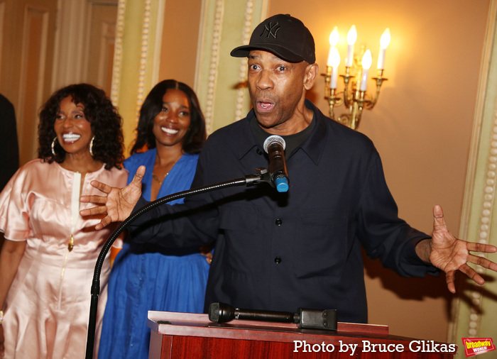 Photos: OTHELLO Star Denzel Washington Celebrates Sardi's Portrait Reveal Image
