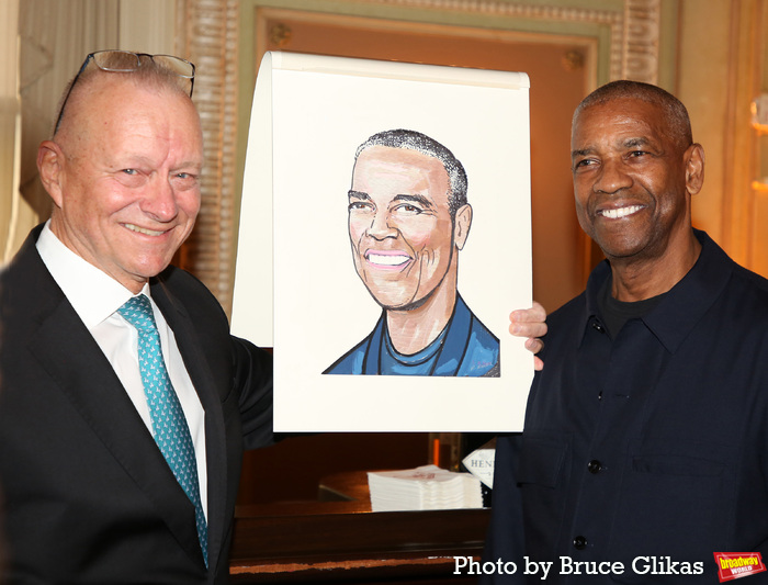 Photos: OTHELLO Star Denzel Washington Celebrates Sardi's Portrait Reveal Image