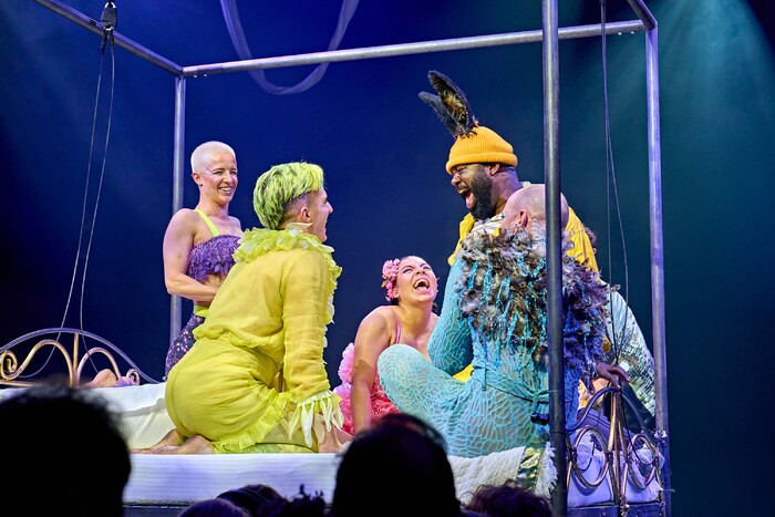 Photos: A MIDSUMMER NIGHT'S DREAM at the Bridge Theatre Image