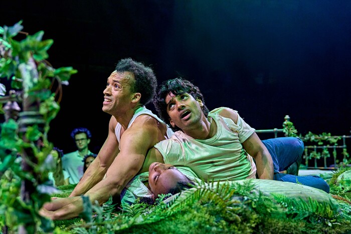 Photos: A MIDSUMMER NIGHT'S DREAM at the Bridge Theatre Image