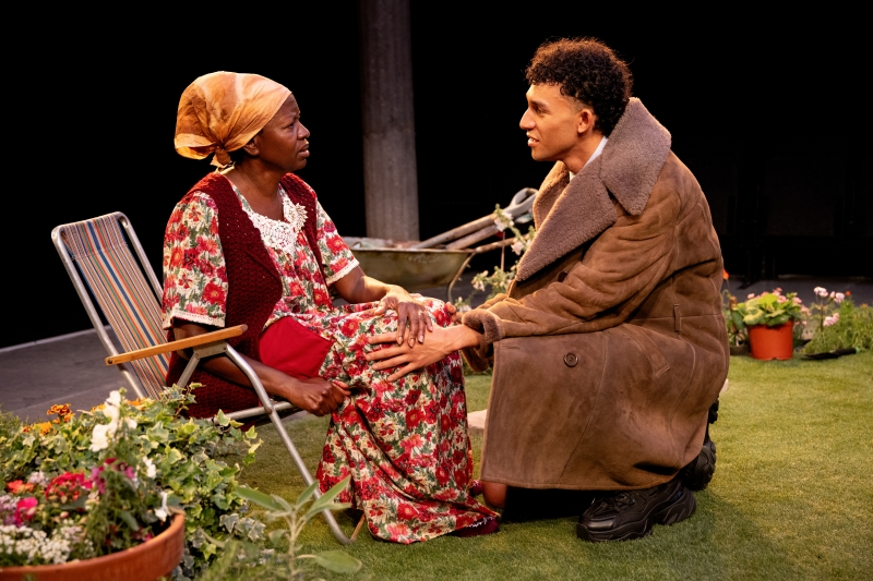 Review: MISS MYRTLE'S GARDEN, Bush Theatre Image