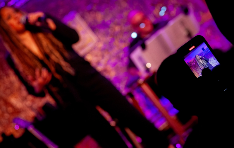 Review: TRACIE THOMS Burns Down The Basement At Return To 54 Below Image
