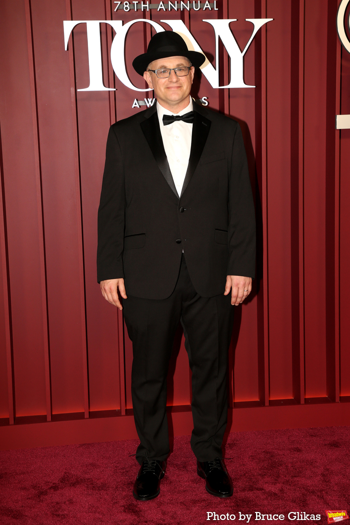Photos: 2025 Tony Awards- Stars Walk the Red Carpet Image