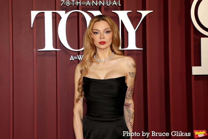 Photos: 2025 Tony Awards- Stars Walk the Red Carpet Image