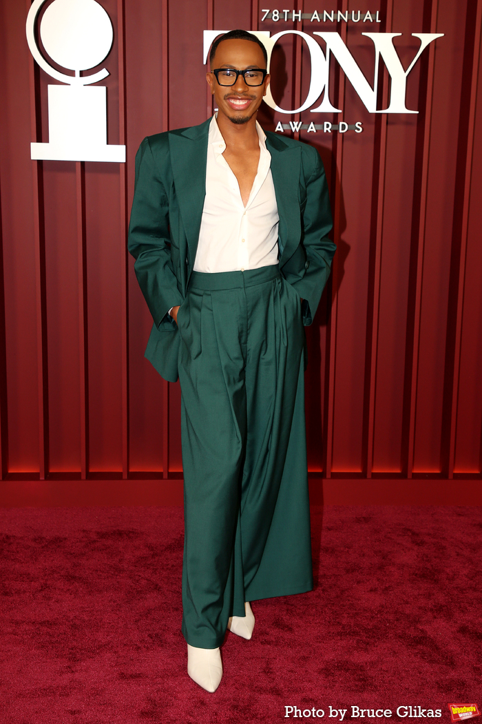 Photos: 2025 Tony Awards- Stars Walk the Red Carpet Image