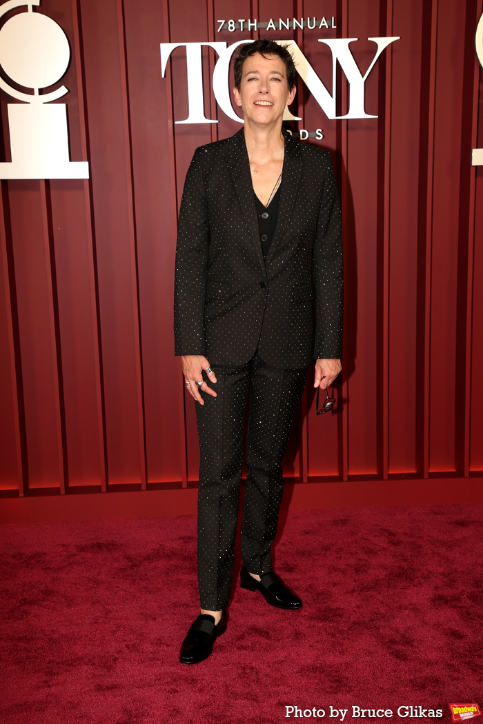 Photos: 2025 Tony Awards- Stars Walk the Red Carpet Image