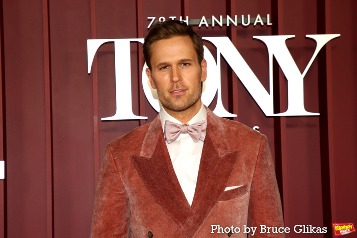 Photos: 2025 Tony Awards- Stars Walk the Red Carpet Image