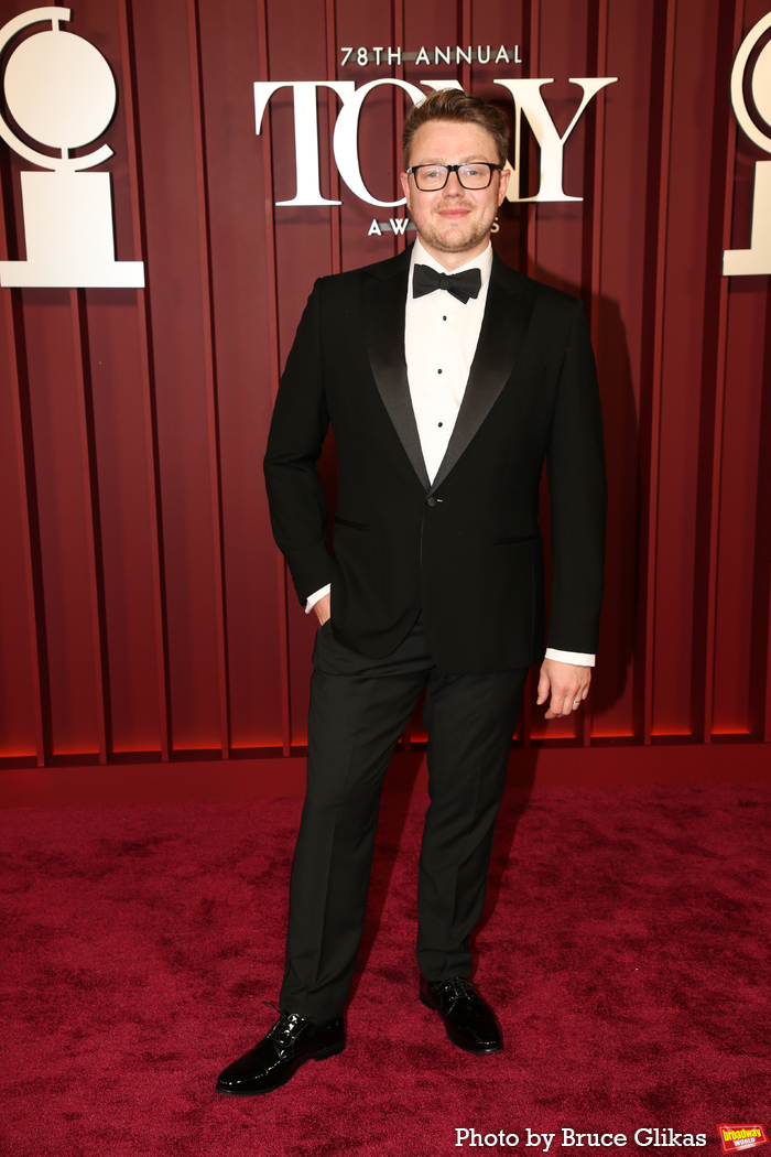 Photos: 2025 Tony Awards- Stars Walk the Red Carpet Image