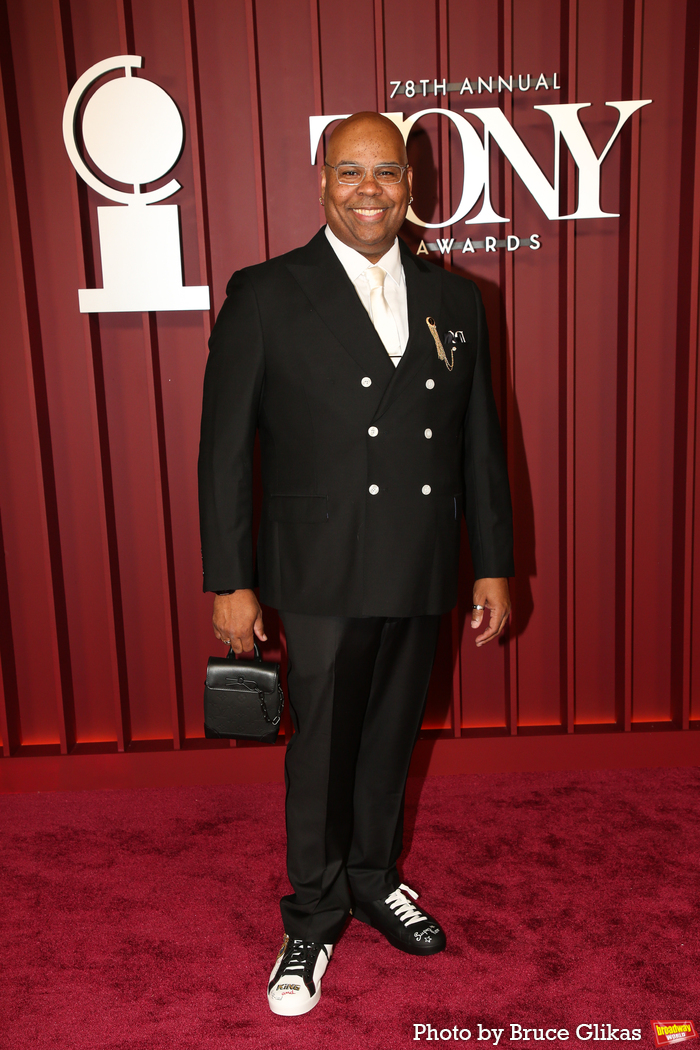 Photos: 2025 Tony Awards- Stars Walk the Red Carpet Image