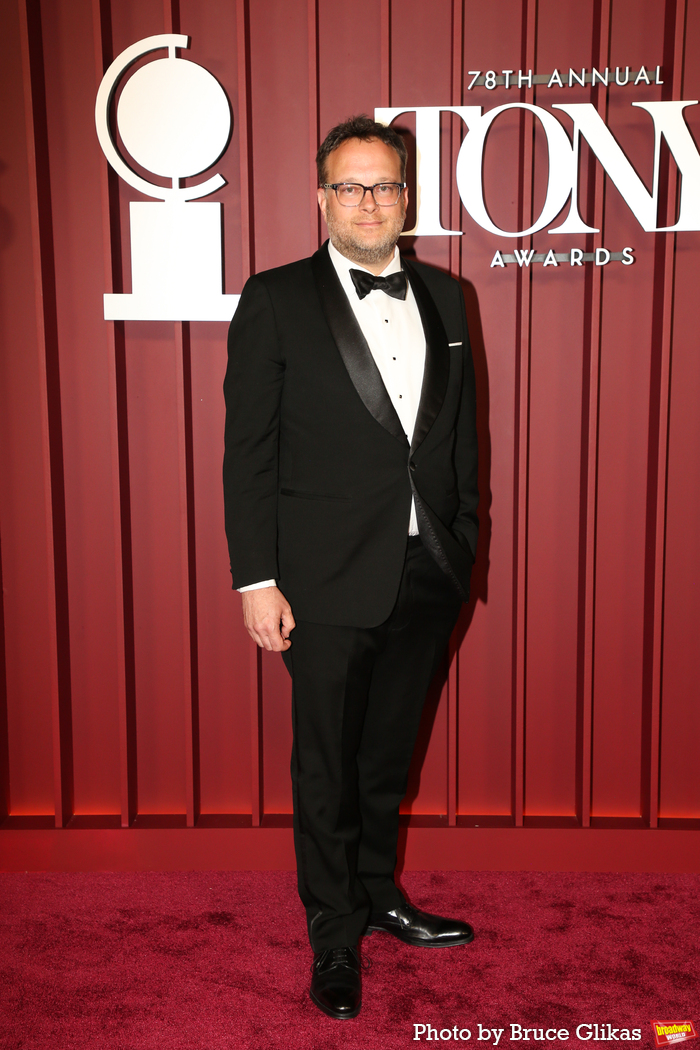 Photos: 2025 Tony Awards- Stars Walk the Red Carpet Image