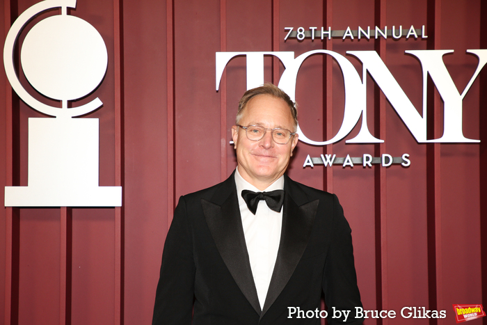 Photos: 2025 Tony Awards- Stars Walk the Red Carpet Image