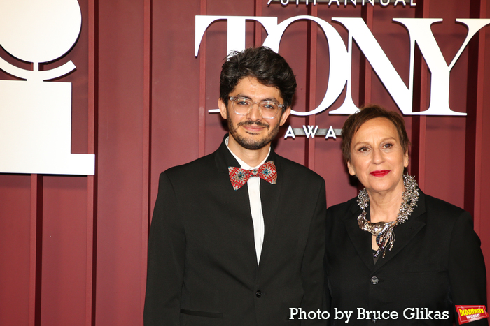 Photos: 2025 Tony Awards- Stars Walk the Red Carpet Image