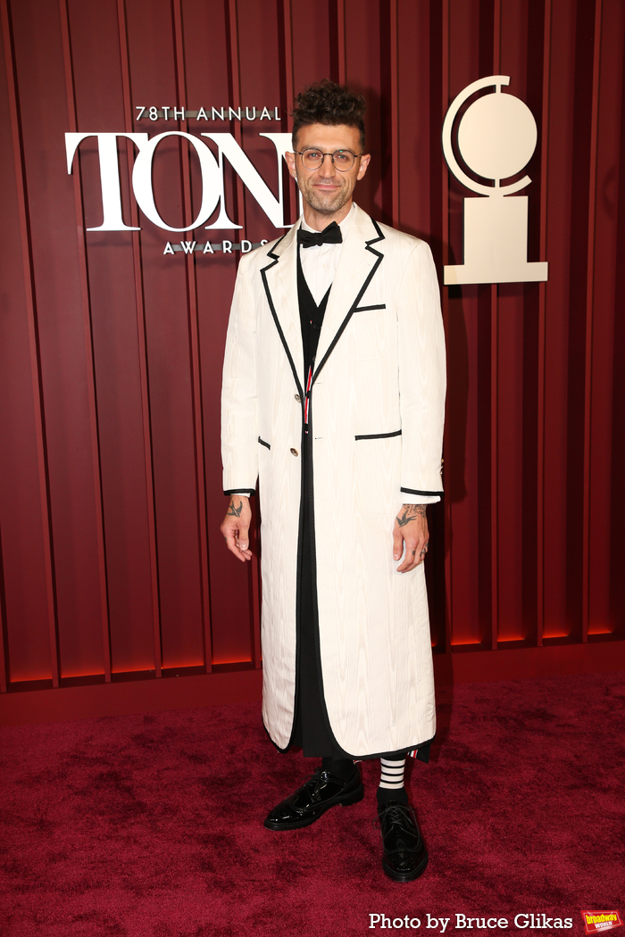 Photos: 2025 Tony Awards- Stars Walk the Red Carpet Image