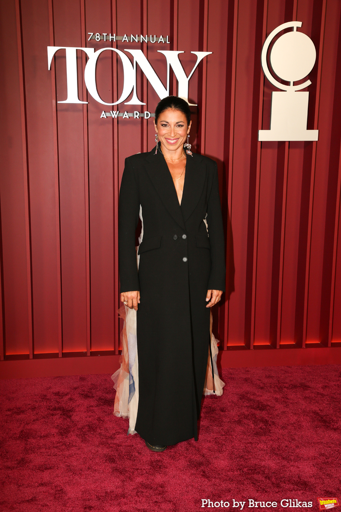 Photos: 2025 Tony Awards- Stars Walk the Red Carpet Image