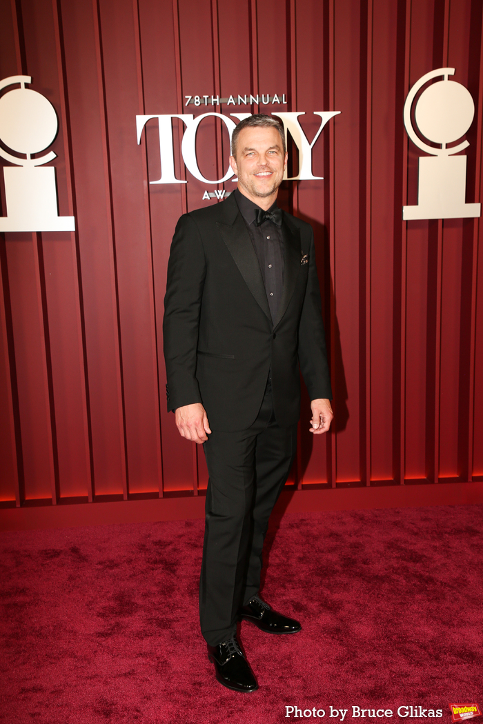 Photos: 2025 Tony Awards- Stars Walk the Red Carpet Image