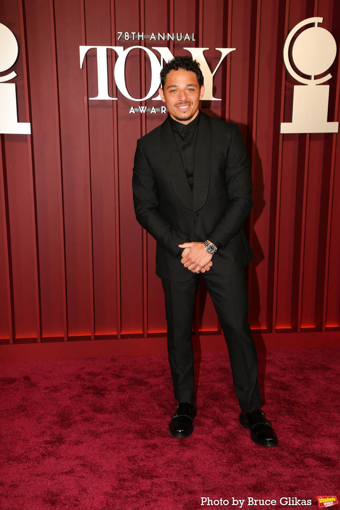 Photos: 2025 Tony Awards- Stars Walk the Red Carpet Image