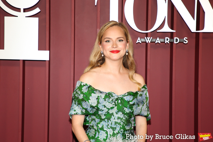 Photos: 2025 Tony Awards- Stars Walk the Red Carpet Image