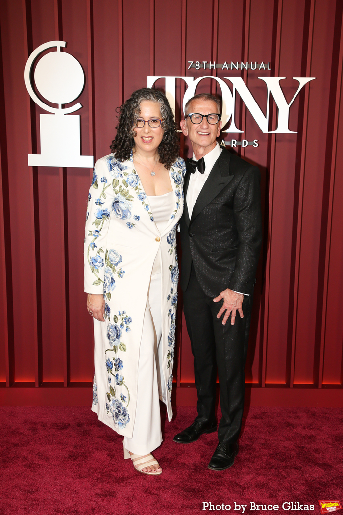 Photos: 2025 Tony Awards- Stars Walk the Red Carpet Image