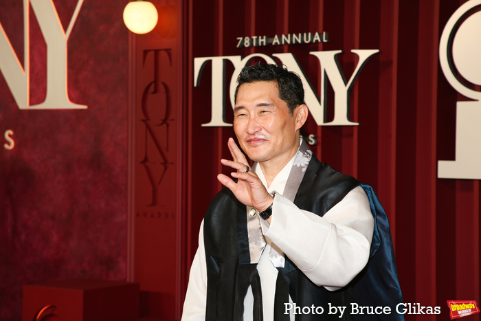 Photos: 2025 Tony Awards- Stars Walk the Red Carpet Image