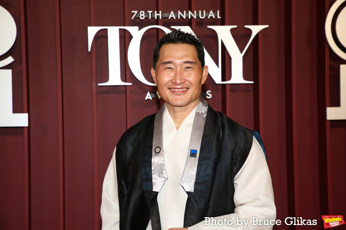 Photos: 2025 Tony Awards- Stars Walk the Red Carpet Image