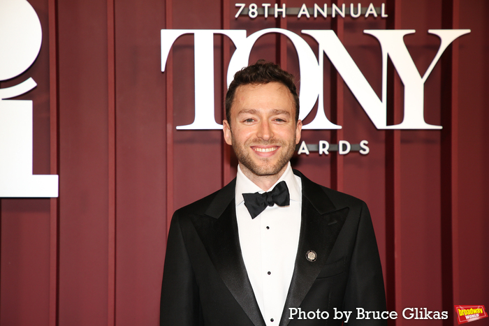 Photos: 2025 Tony Awards- Stars Walk the Red Carpet Image