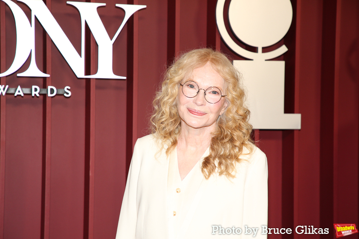 Photos: 2025 Tony Awards- Stars Walk the Red Carpet Image