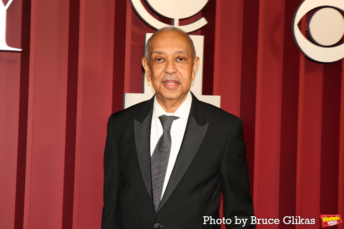 Photos: 2025 Tony Awards- Stars Walk the Red Carpet Image