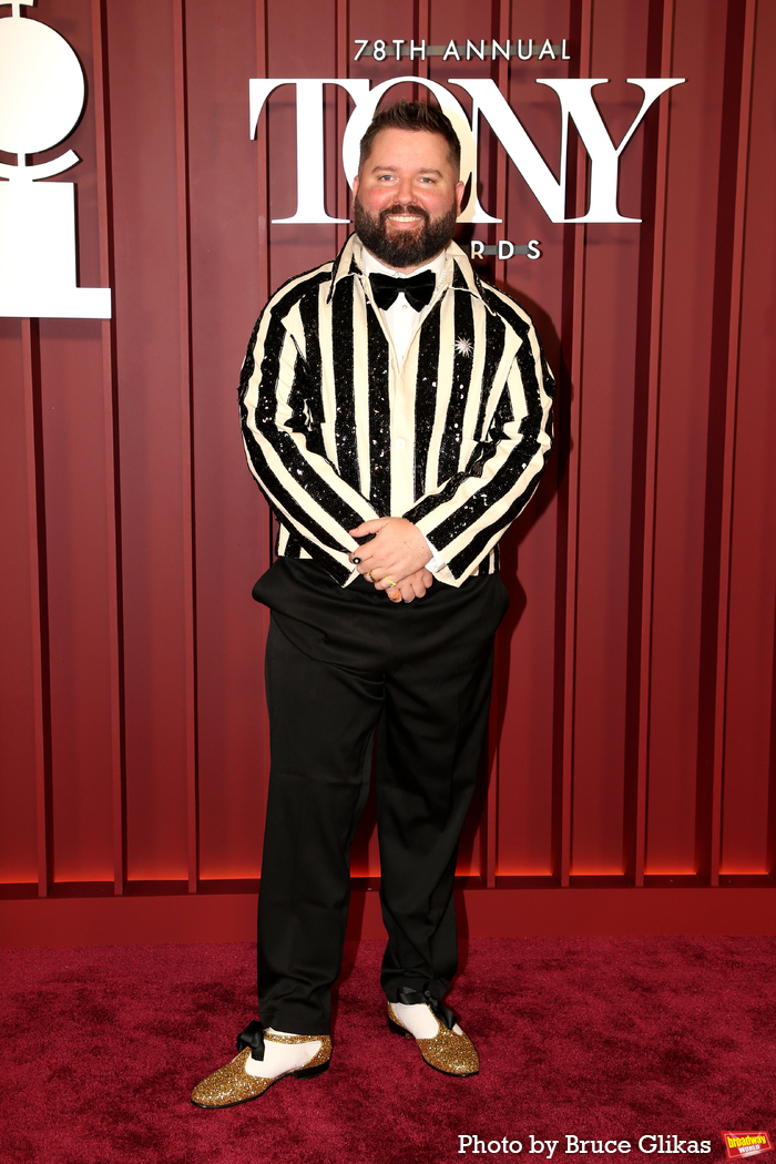 Photos: 2025 Tony Awards- Stars Walk the Red Carpet Image