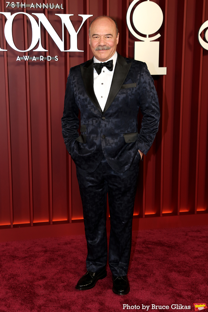 Photos: 2025 Tony Awards- Stars Walk the Red Carpet Image