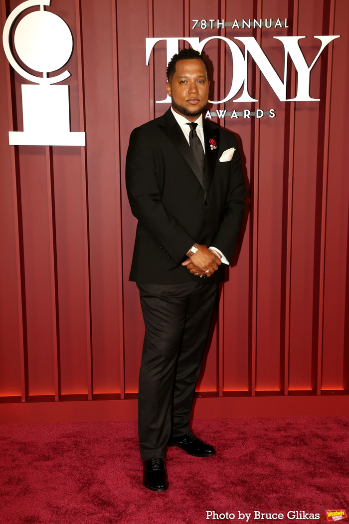 Photos: 2025 Tony Awards- Stars Walk the Red Carpet Image