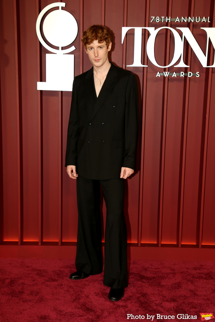Photos: 2025 Tony Awards- Stars Walk the Red Carpet Image
