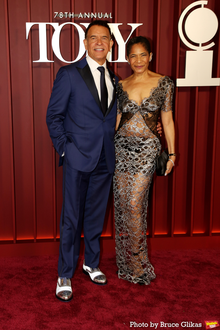 Photos: 2025 Tony Awards- Stars Walk the Red Carpet Image