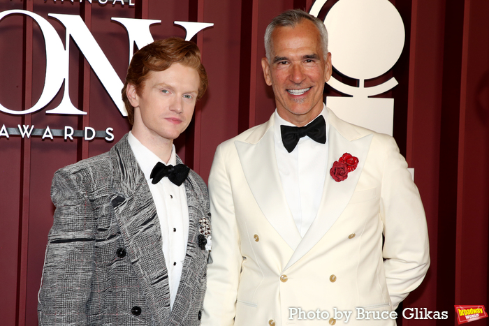 Photos: 2025 Tony Awards- Stars Walk the Red Carpet Image