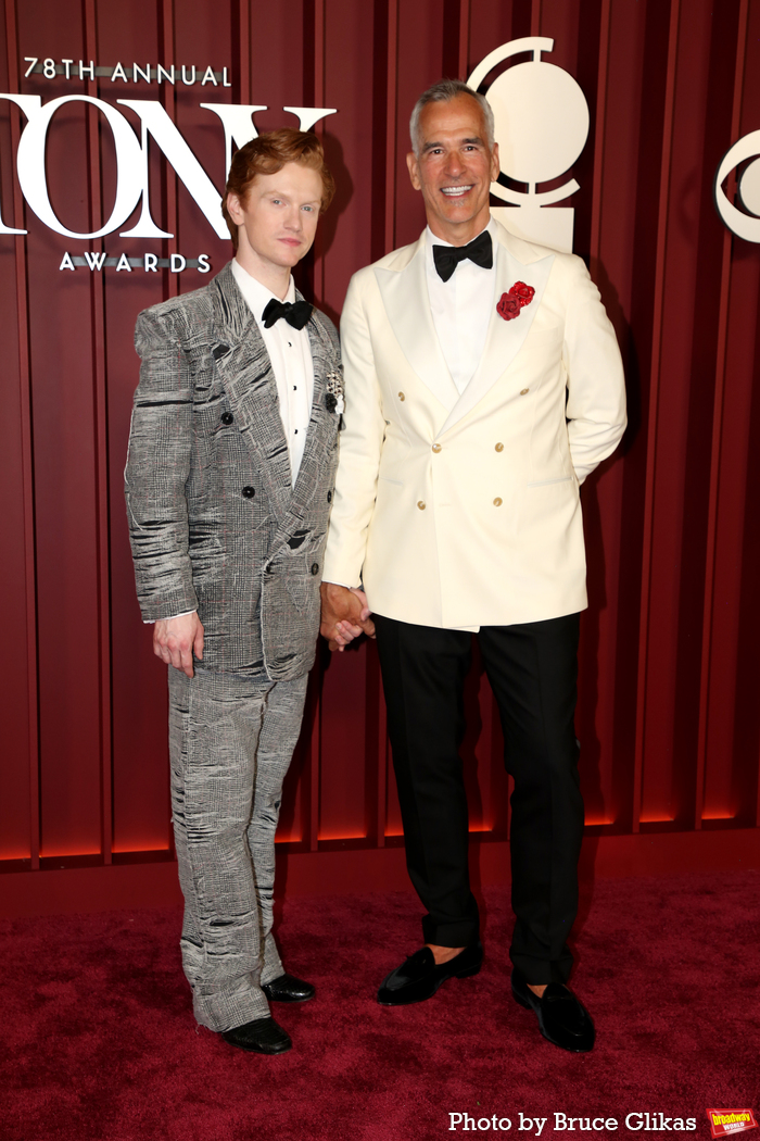 Photos: 2025 Tony Awards- Stars Walk the Red Carpet Image