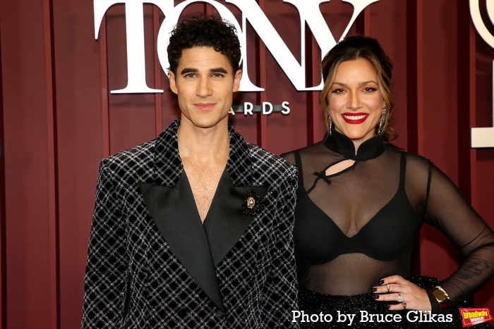 Photos: 2025 Tony Awards- Stars Walk the Red Carpet Image