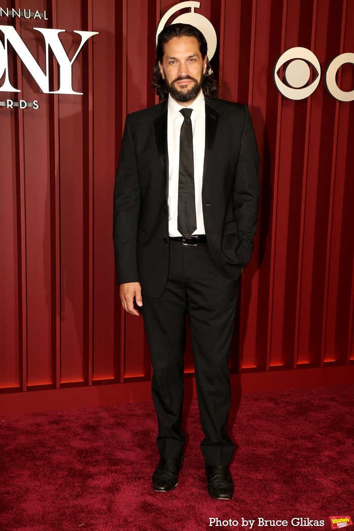 Photos: 2025 Tony Awards- Stars Walk the Red Carpet Image