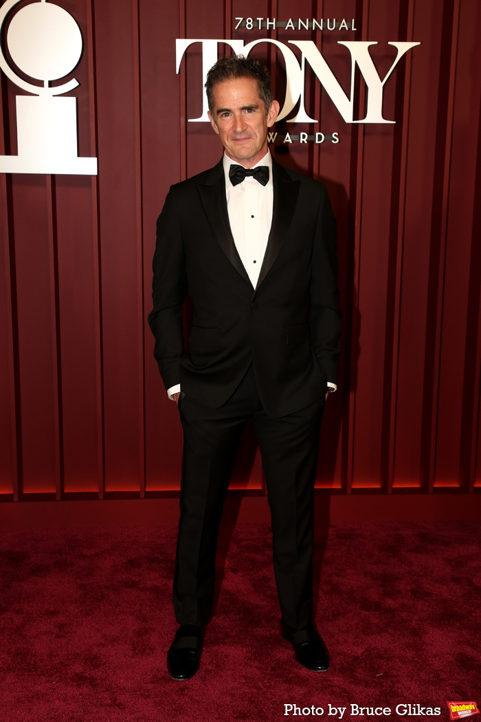 Photos: 2025 Tony Awards- Stars Walk the Red Carpet Image