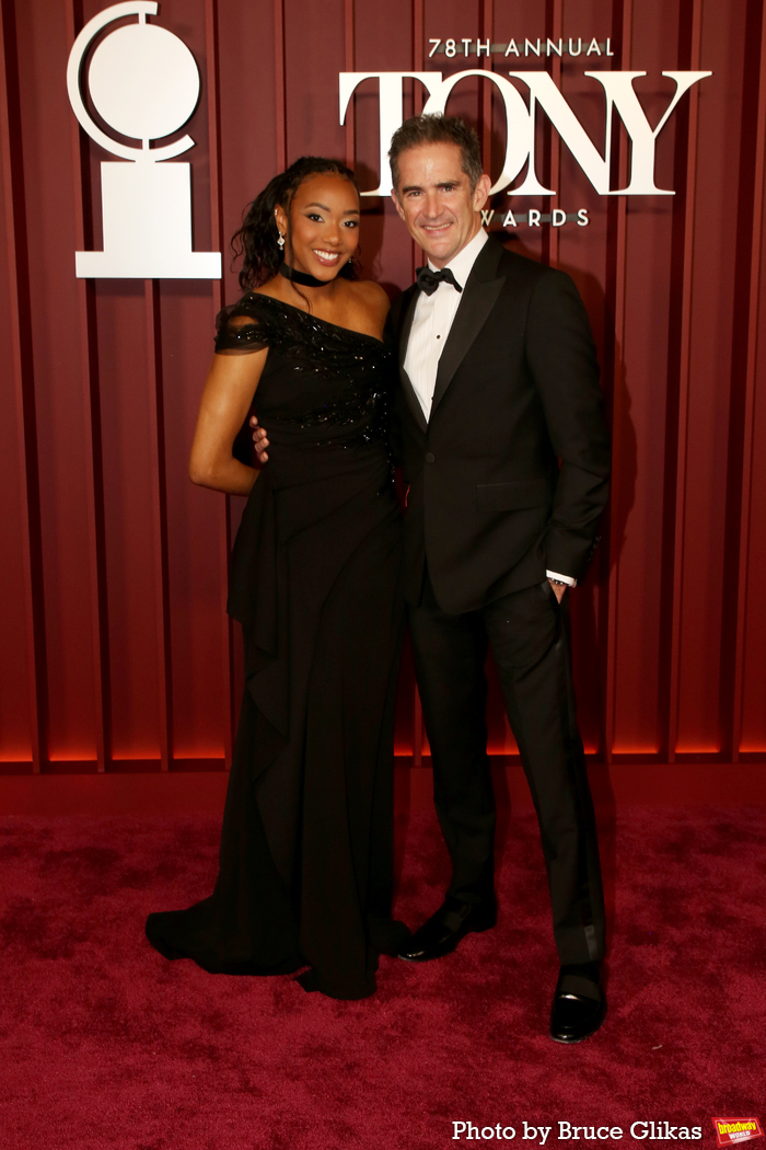 Photos: 2025 Tony Awards- Stars Walk the Red Carpet Image