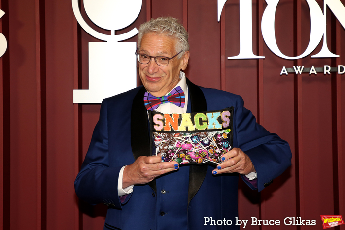 Photos: 2025 Tony Awards- Stars Walk the Red Carpet Image