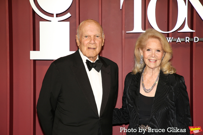 Photos: 2025 Tony Awards- Stars Walk the Red Carpet Image