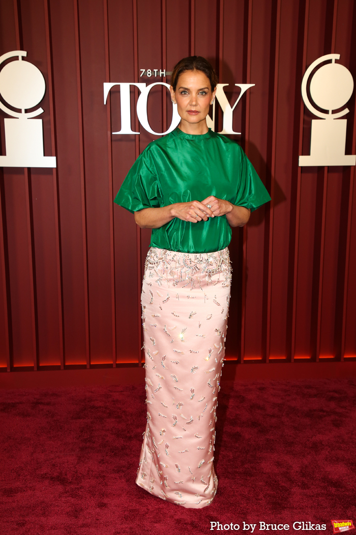 Photos: 2025 Tony Awards- Stars Walk the Red Carpet Image